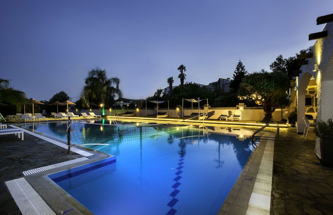 Malibu Boutique Studios - Photo 59