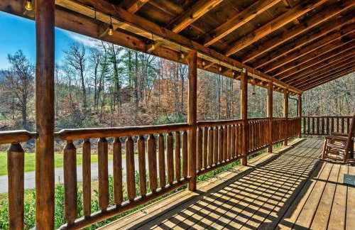 Spectacular MTNS Views with PRIVATE HOT TUB with Pool Table and Private Pond - Foto 15