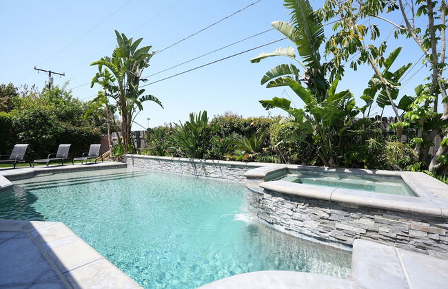 Sweet 4 bedroom, 3 bath plus Loft Bedroom, Pool Home - Photo 31