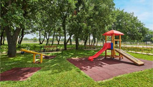 Gorgeous Apartment In Umag - Foto 2