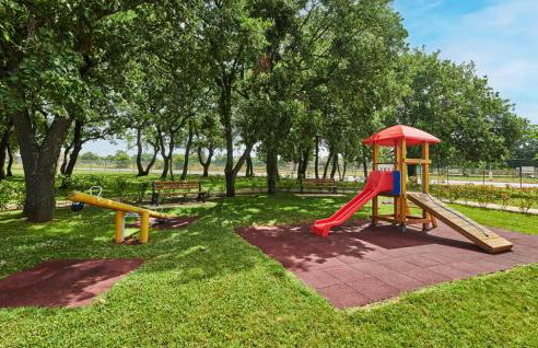 Gorgeous Apartment In Umag - Foto 2