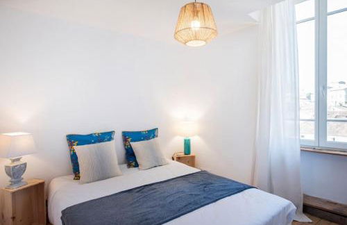 Les Nids de la Tour - Maison de charme au centre - Spa privé - Vue unique - Foto 10