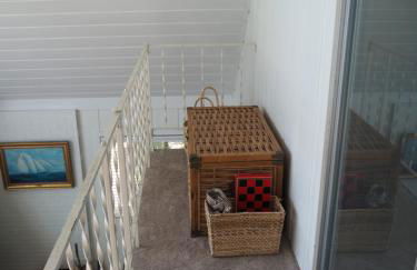 Sunset Serenity - INCREDIBLE HOME ON LAKE BLUFF! - Photo 39