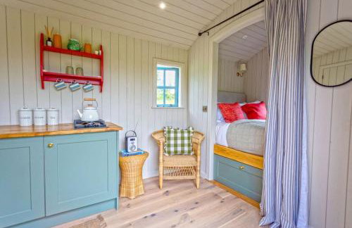 Luxury hut on the River Arle - Foto 14