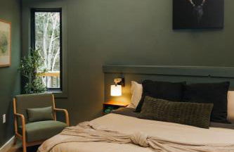 NEW Unique Stay w King Beds and Private Hot Tub - Foto 2