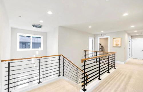 Bellevue DT Contemporary Fortress Walk to QFC - Foto 26