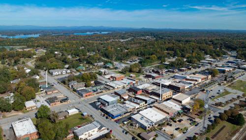 Cozy Downtown Seneca Bungalow - Foto 5