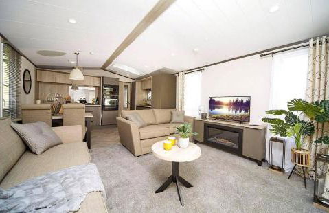 Coopers Cabin With Hot Tub - Foto 8