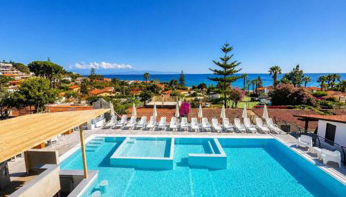 Ninfa Sul Mare Apartments - Piscina con Area Relax e Parcheggio Gratuito - Foto 3