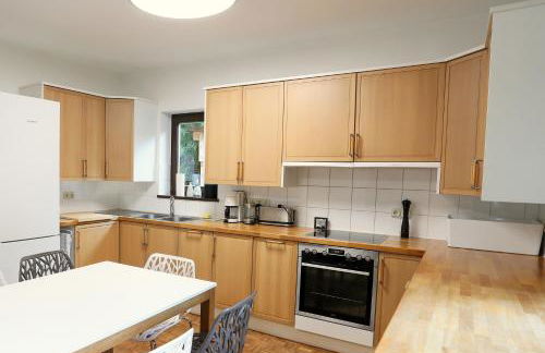 10 min subway U-Bahn to Marienplatz 130 m2 - 4BR - 2Bath - Foto 18