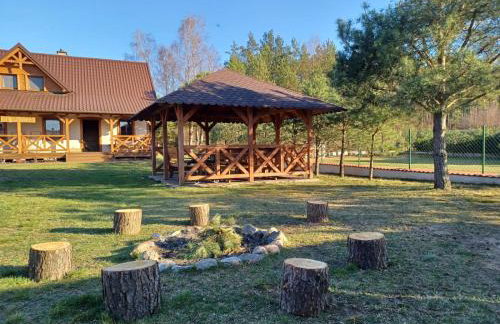 Dom drewniany na Kaszubach, rzeka, las, pola, niedaleko jeziora - Foto 31