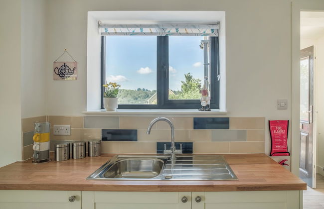 Modern Apartment in the Cotswolds Sleeps 6 - Foto 7