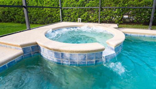 Comfortable Pool Home with Spa & Games Room Close to Disney - Foto 3