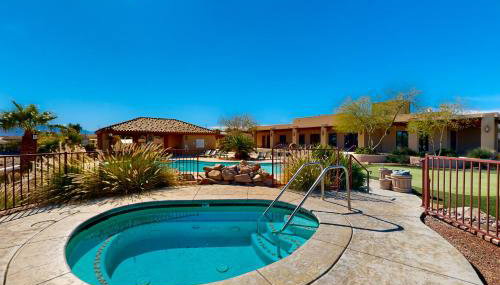 Pool and Hot Tub Access Lake Havasu Lakehouse - Foto 2