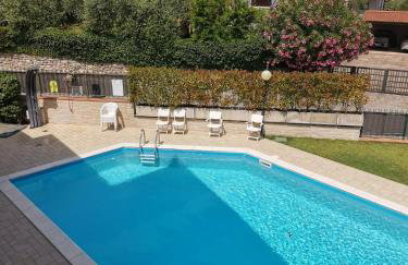 Appartamento Polpenazze - Relax in collina con piscina - Foto 7