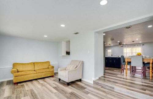 Stay and Play in Belleview Welcoming Home with Yard - Foto 10