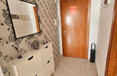 ACOGEDOR APARTAMENTO CON TERRAZA Y VISTAS AL JARDIN - Foto 9