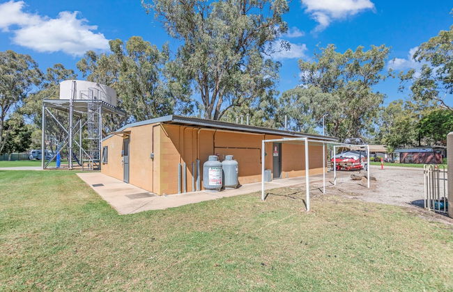 Torrumbarry Weir Holiday Park - Photo 35