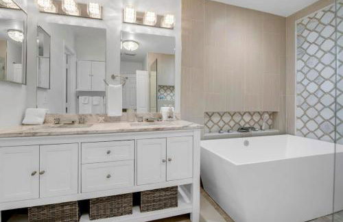 Designer Stylish Villa by Sawgrass with Hot Tub and Arcade Games - Foto 31