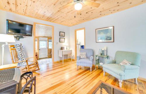 Enchanted Lake Huron Cottage with Beach Access! - Foto 2