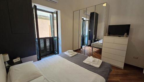 La Città Vecchia house Salerno centro - Photo 4, wardrobe