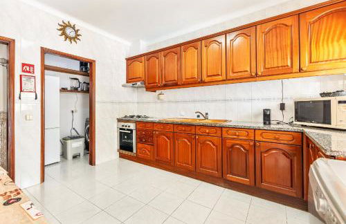 Villa Chiquito Albufeira - Private Pool&Parking - BBQ&AC&WI-FI - Foto 22