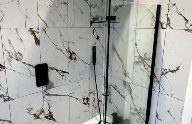 Casa Marina- 4 bedroom house with garden and balcony - Photo 8