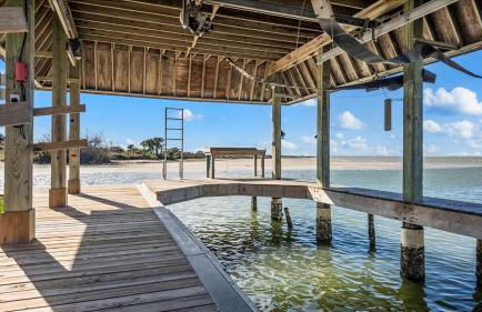 Bay Vista- NEW LISTING in Terramar Beach, 4 BR 3 BA, Boat slip home - Foto 53