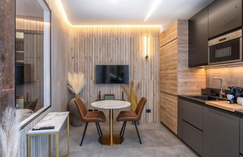 Industrial Design Luxury Studio in NoLo District - Foto 18