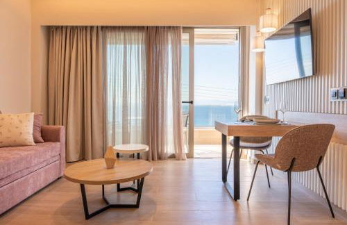 EsthiSea Suites Kalamata - Photo 25