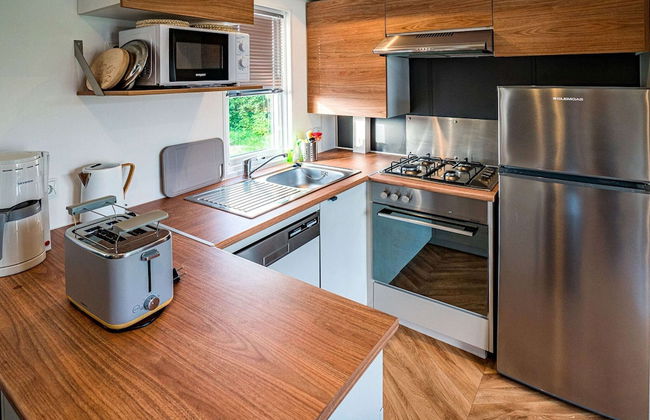 Chalet in Oostkapelle Near Beach & Pool - Photo 10