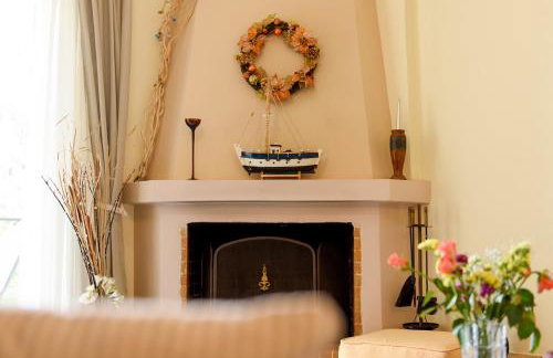 Mother's House - Photo 14