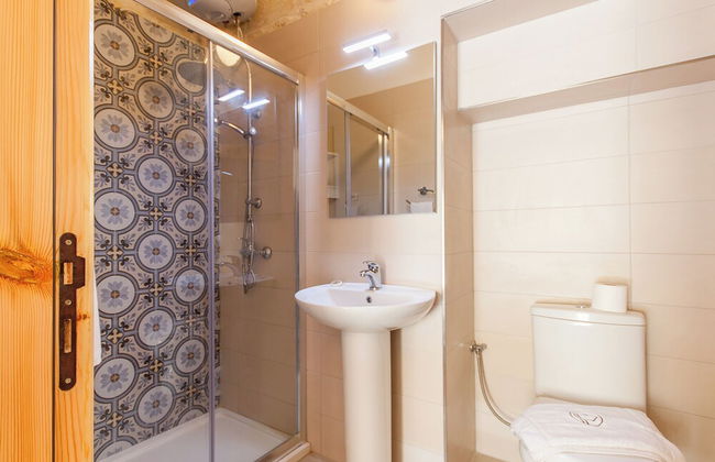 Naduri, Beautiful Gozitan Villa + Pool - Foto 26