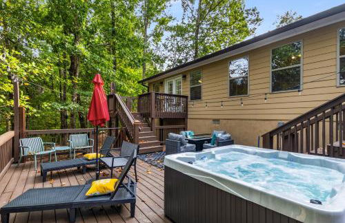 4bd Waterfront House in Lake Lanier with HotTub, FirePit, Wifi, Ping Pong and 2 Kaya - Foto 41