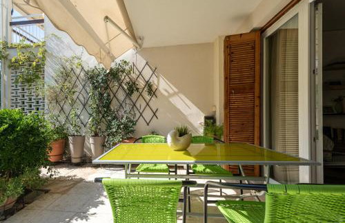 Comfortable garden Apt near Vouliagmeni beach - Photo 2