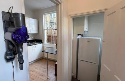 2 Bedroom flat 10 min walk to tube - Foto 16