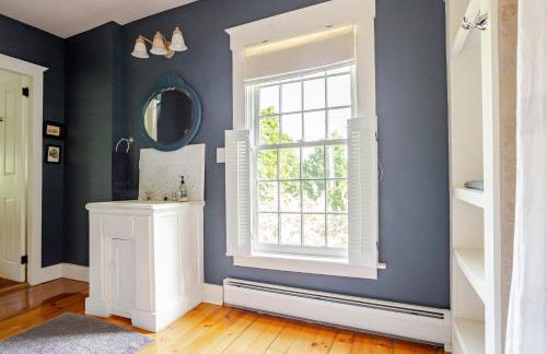 Spooner House - Photo 11