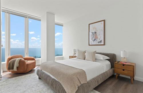 Lux Apts with Lake Views and Top Amenities - Foto 38