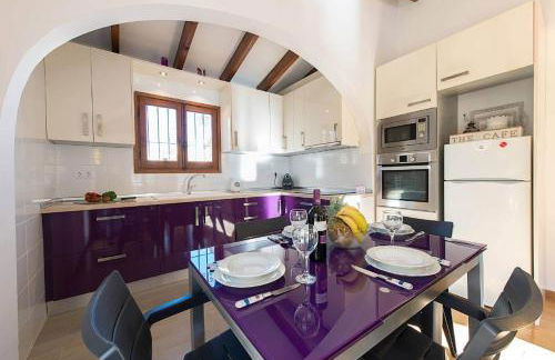 Villa Neus - PlusHolidays - Foto 10