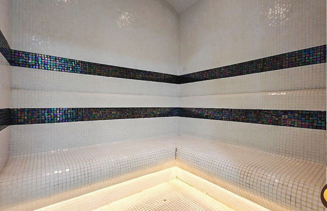 Vogue Jewelz Resident near MiracleGarden - Photo 26