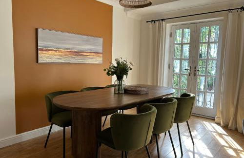 Serene Retreat Sleeps 6 with Garden - Foto 3