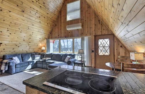 A-Frame Cabin with Private Boat Dock! - Foto 10