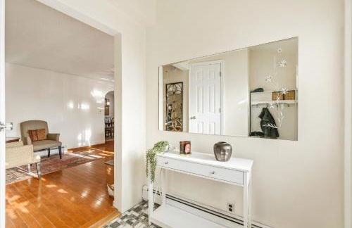 Family Retreat Near NYC w/ Parking & Views - Foto 38