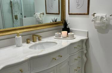 Ritzy Little House - Foto 28