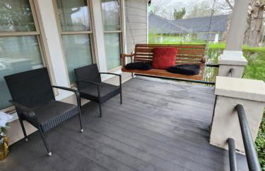 Spacious Newly Renovated Home - Foto 14