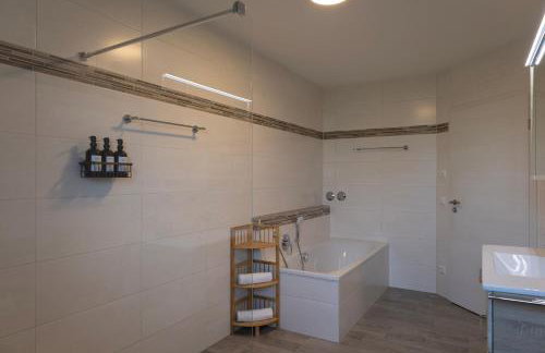 Idyllische Ferienunterkunft in Aidling am Riegsee - Foto 16