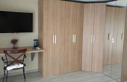 Très joli T2 indépendant 250 m2 jardin privatif - Foto 10