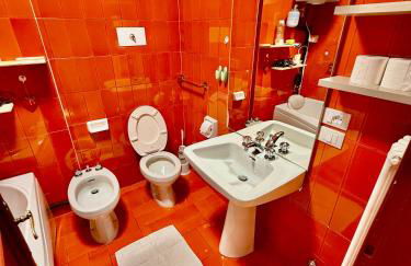 Appartamento per Famiglie in Centro ad Asiago con Posto Auto e Ampio Giardino - Foto 14