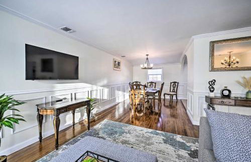 Bay Shore Vacation Rental with Shared Yard! - Foto 7