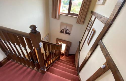 Stunning Rustic Home, New Forest National Park - Photo 37